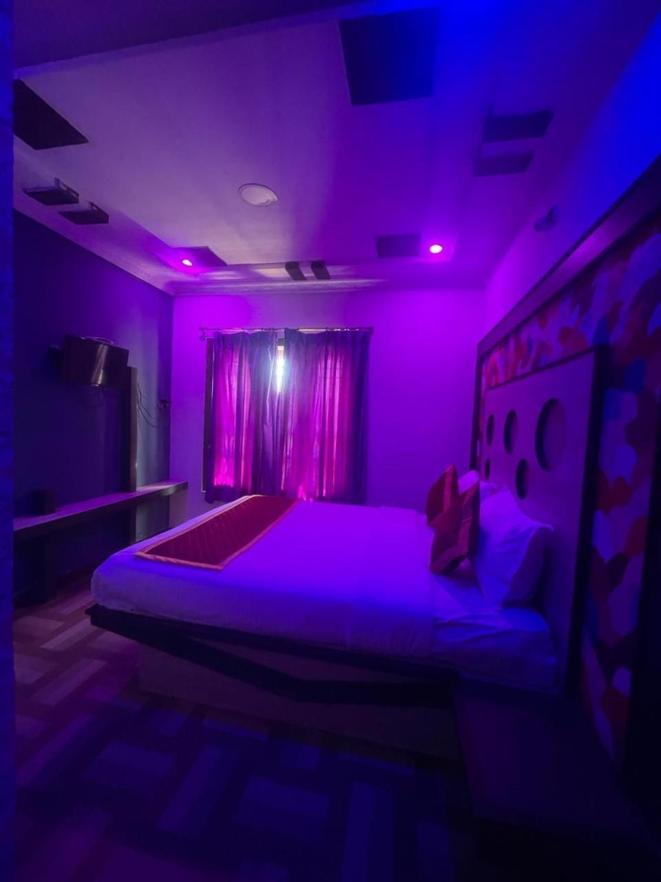 Ooty Vpr Residency Hotell Exteriör bild